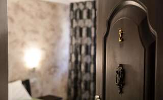 Гостевой дом Casa Crown Брашов Двухместный номер с балконом и видом на горы-2