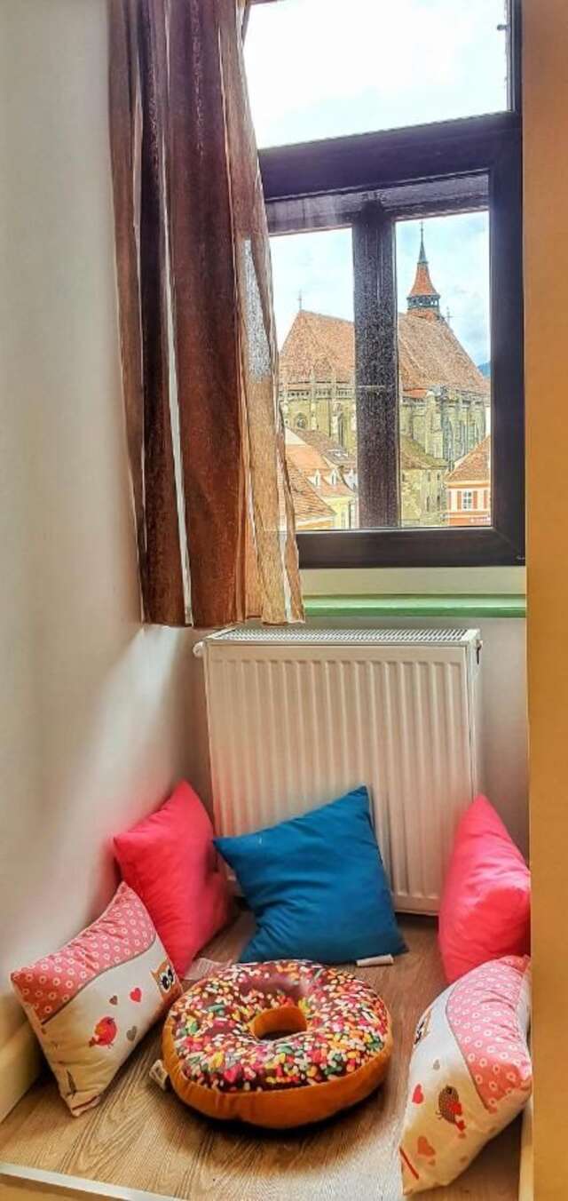 Гостевой дом Casa Crown Брашов-14